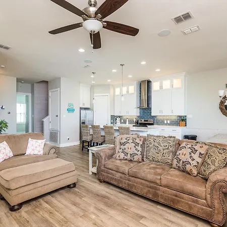 Villa Harbor View Getaway